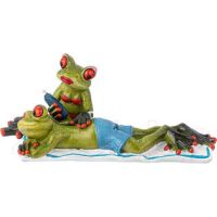 Statuette "Frogs on vacation"